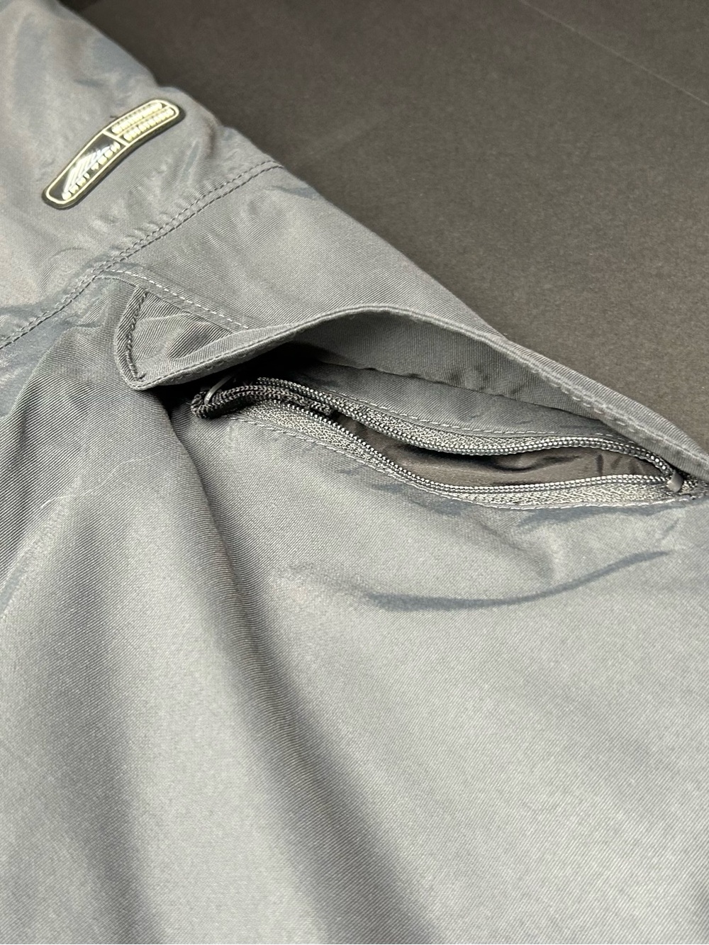 Women’s Columbia Titanium Size Small Ski/Snow Pants, Omnitech, Waterproof - Picture 8 of 10